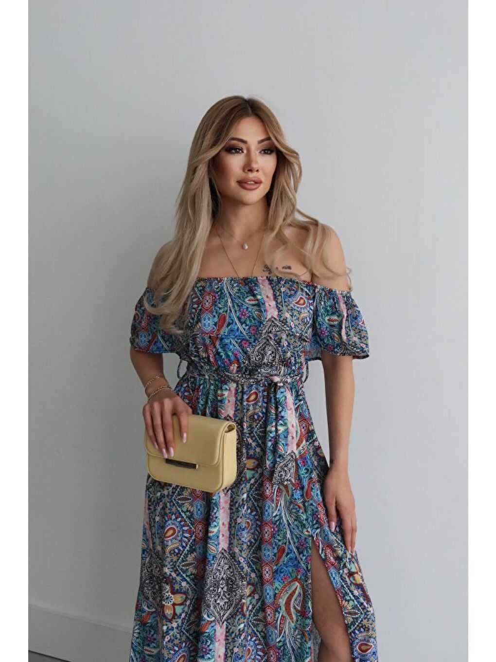 Mavi Kadın Kısa Kollu Madonna Yaka Fırfırlı Belden Yırtmaçlı Maksi Süprem Elbise-4