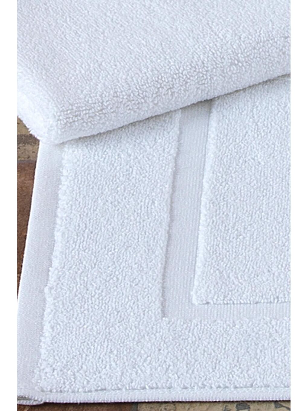 Beyaz 4 Adet Odelia Serisi Ayak Havlu 50x70-1
