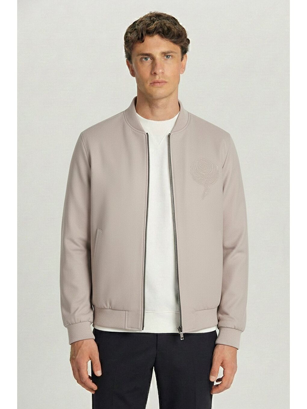 Giotelli Bej Regular Fit Hakim Yaka Nakış Detaylı Bomber Mont