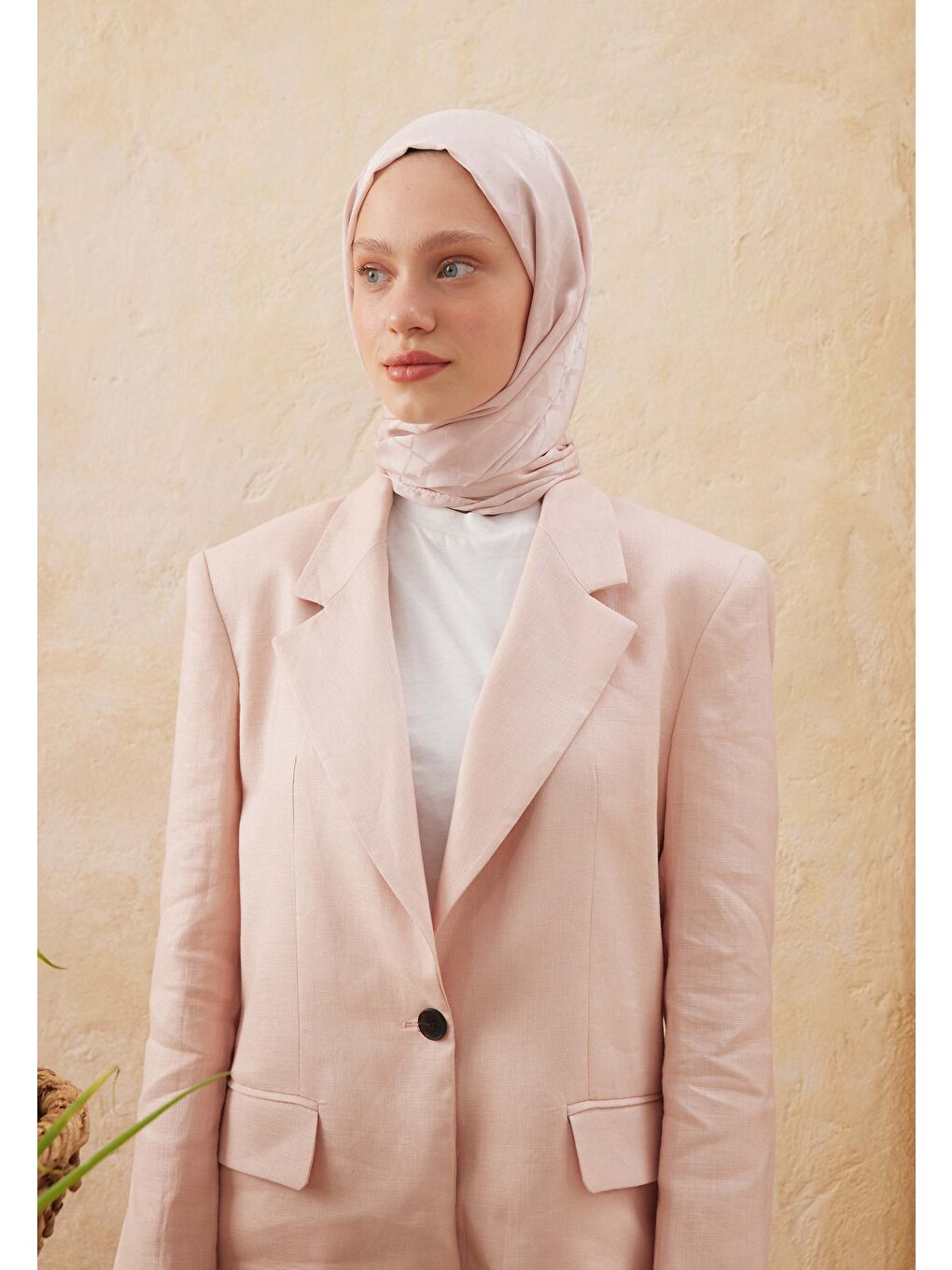 Pembe Dıamond Jakarlı Şal Pudra-1