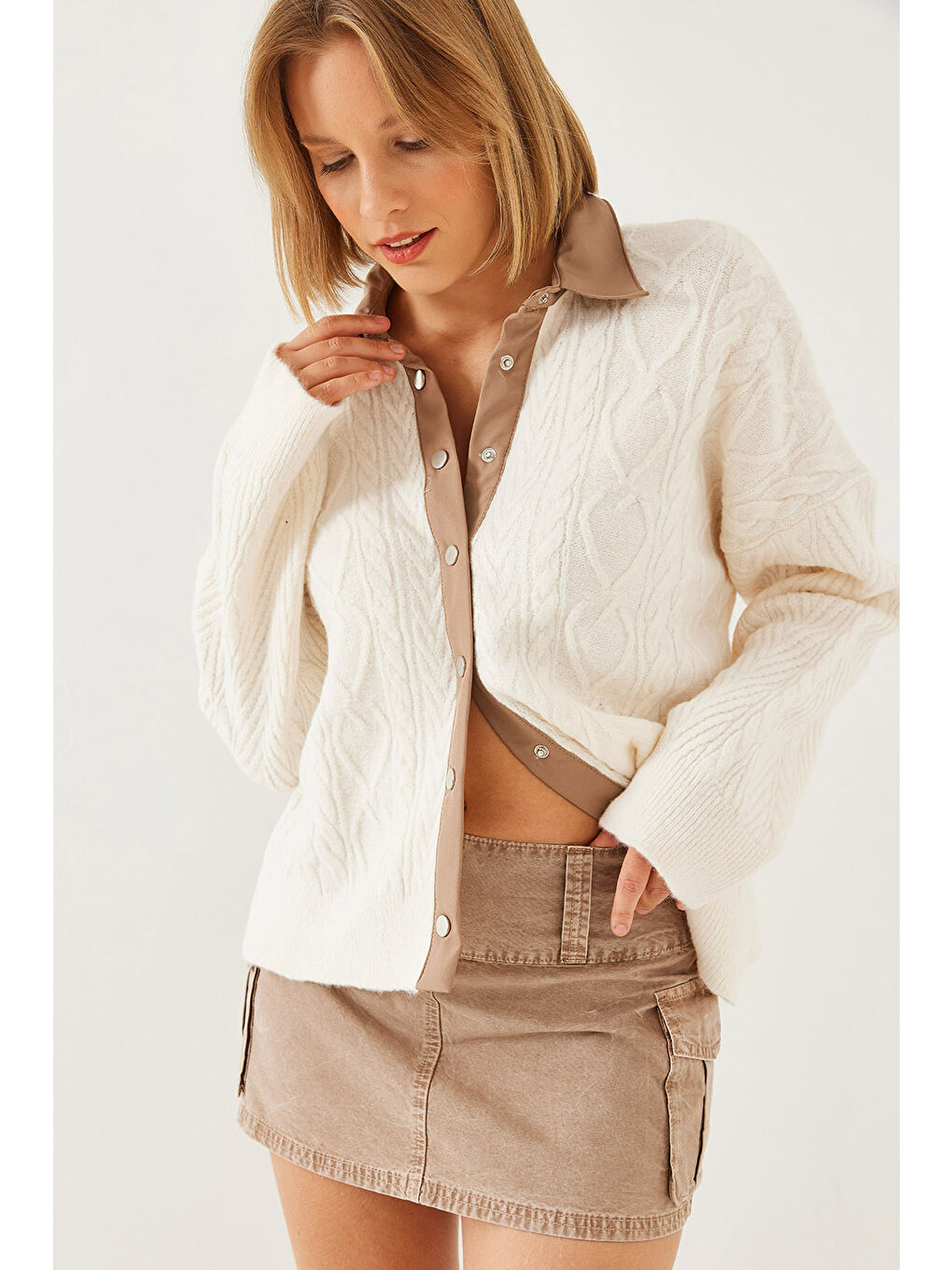 Kahverengi Kadın Polo Yaka Hırka Th