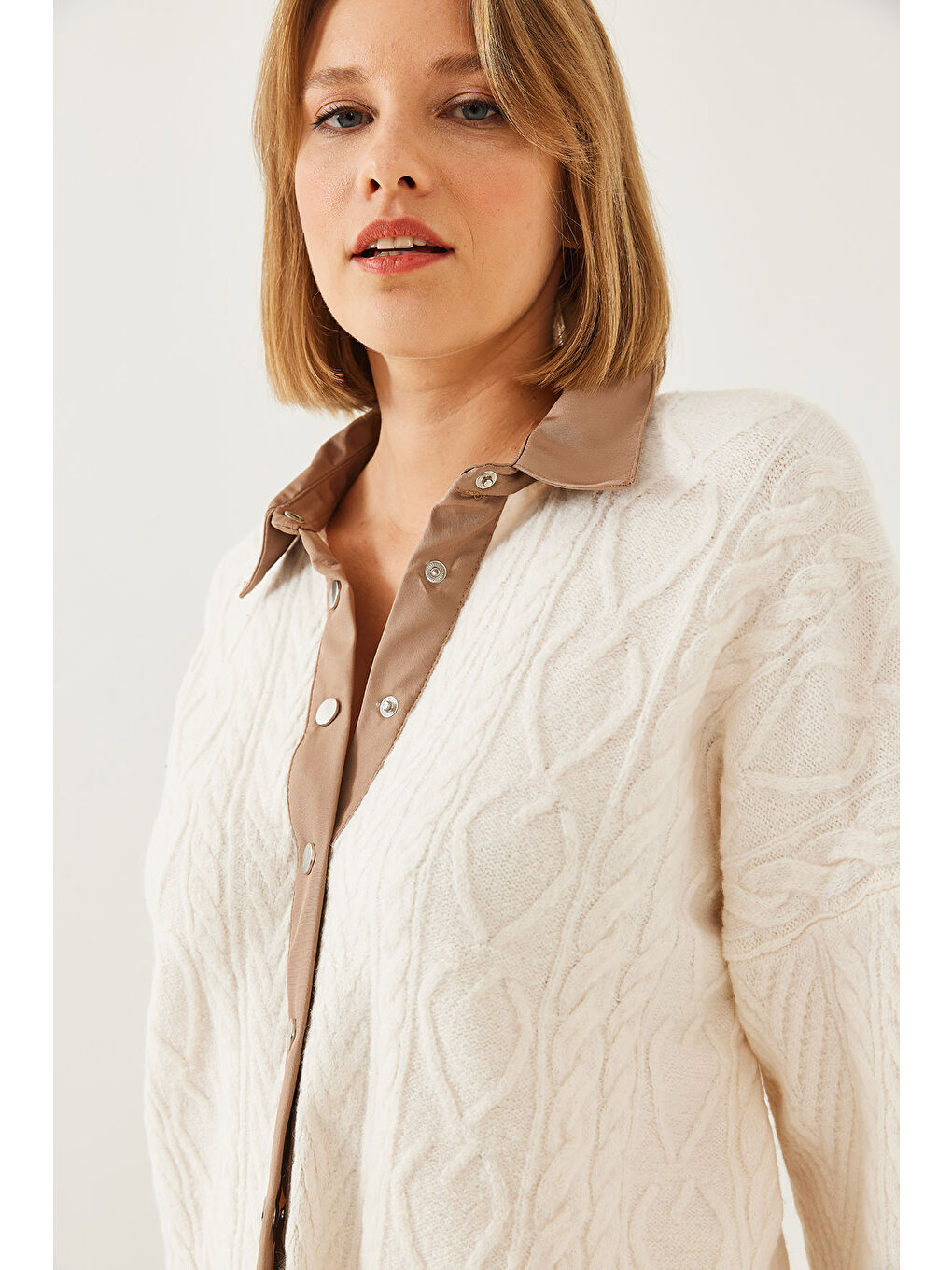 Kahverengi Kadın Polo Yaka Hırka Th-1