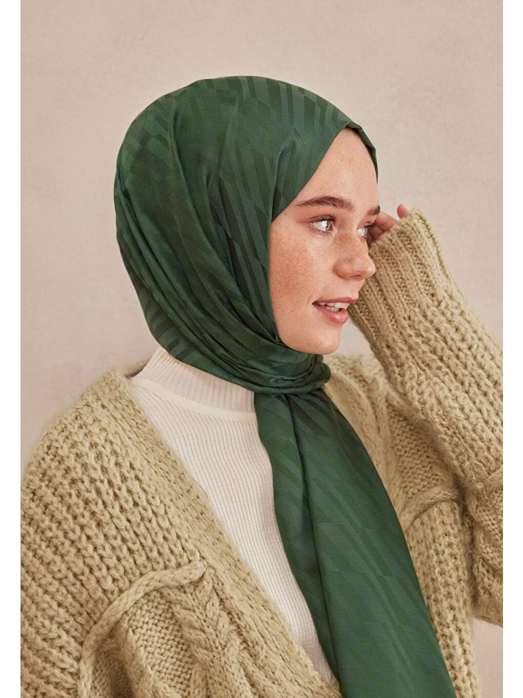 Bej Dublın Jakarlı Şal Zümrüt-3