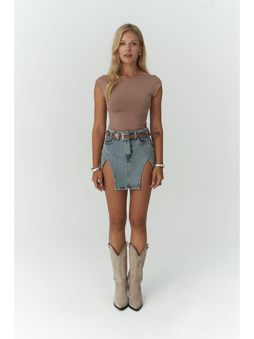 Bej Nives Sırt Dekolteli Vizon Crop Bluz-1