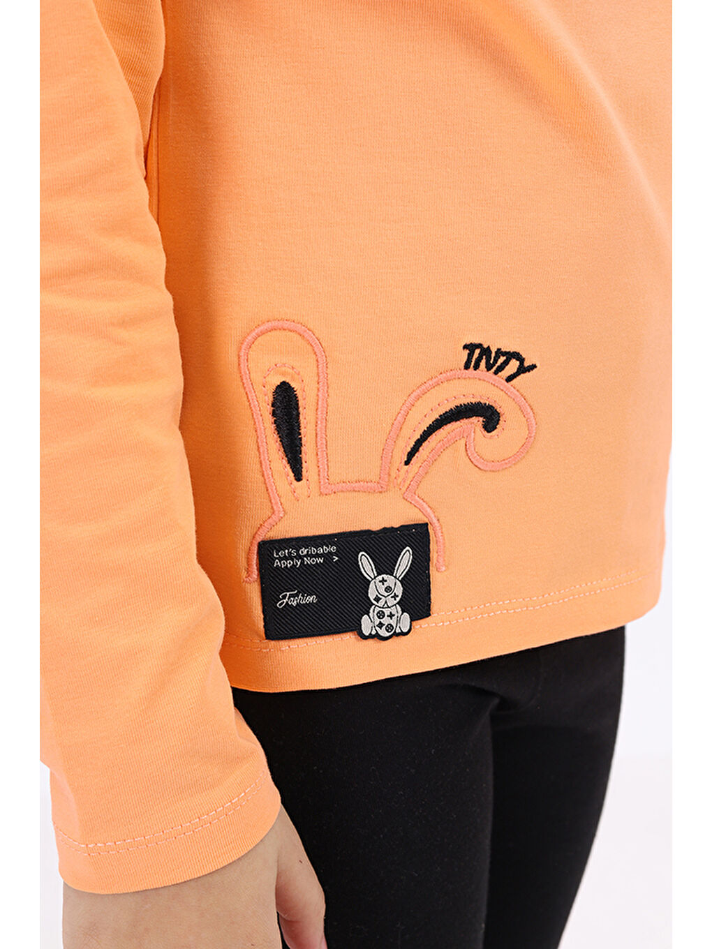 Turuncu Kız Çocuk Nakışlı Tişört-2