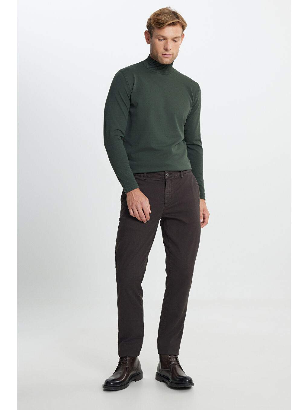 Erkek Kahverengi Slim Fit Dar Kesim Pamuklu Esnek Armürlü Yan Cep Pantolon-2