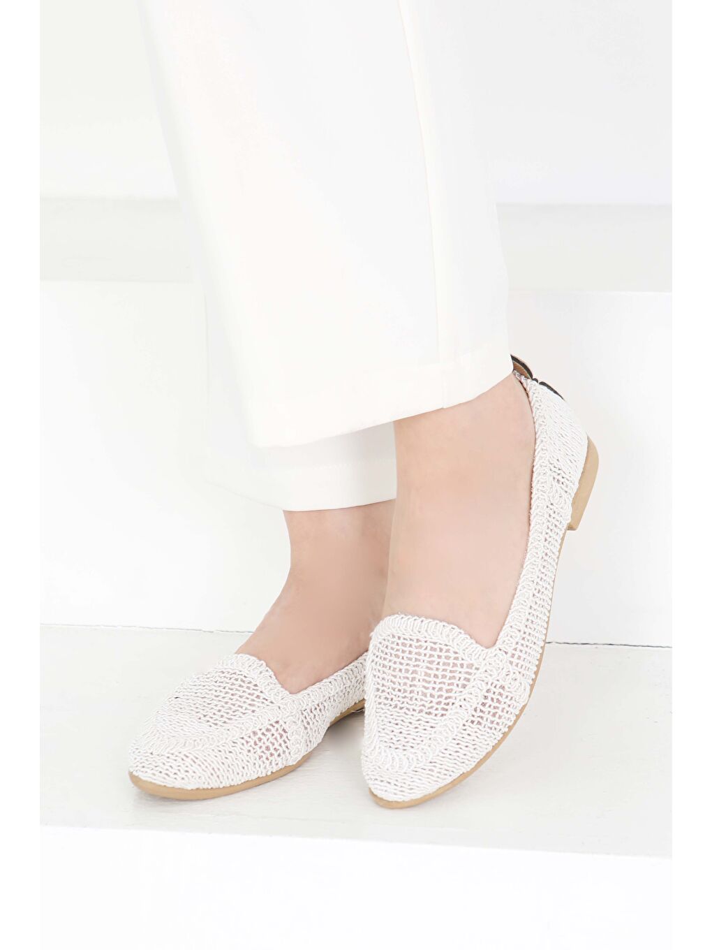 Kadın Beyaz Örgülü Babet - 27241