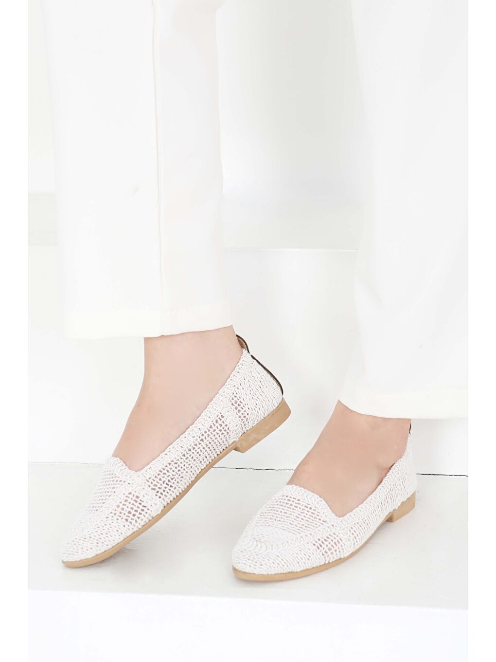 Kadın Beyaz Örgülü Babet - 27241-3