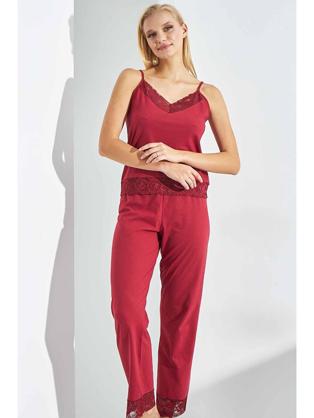 Bordo Pamuklu Ip Askılı Dantelli Pijama Takım-1