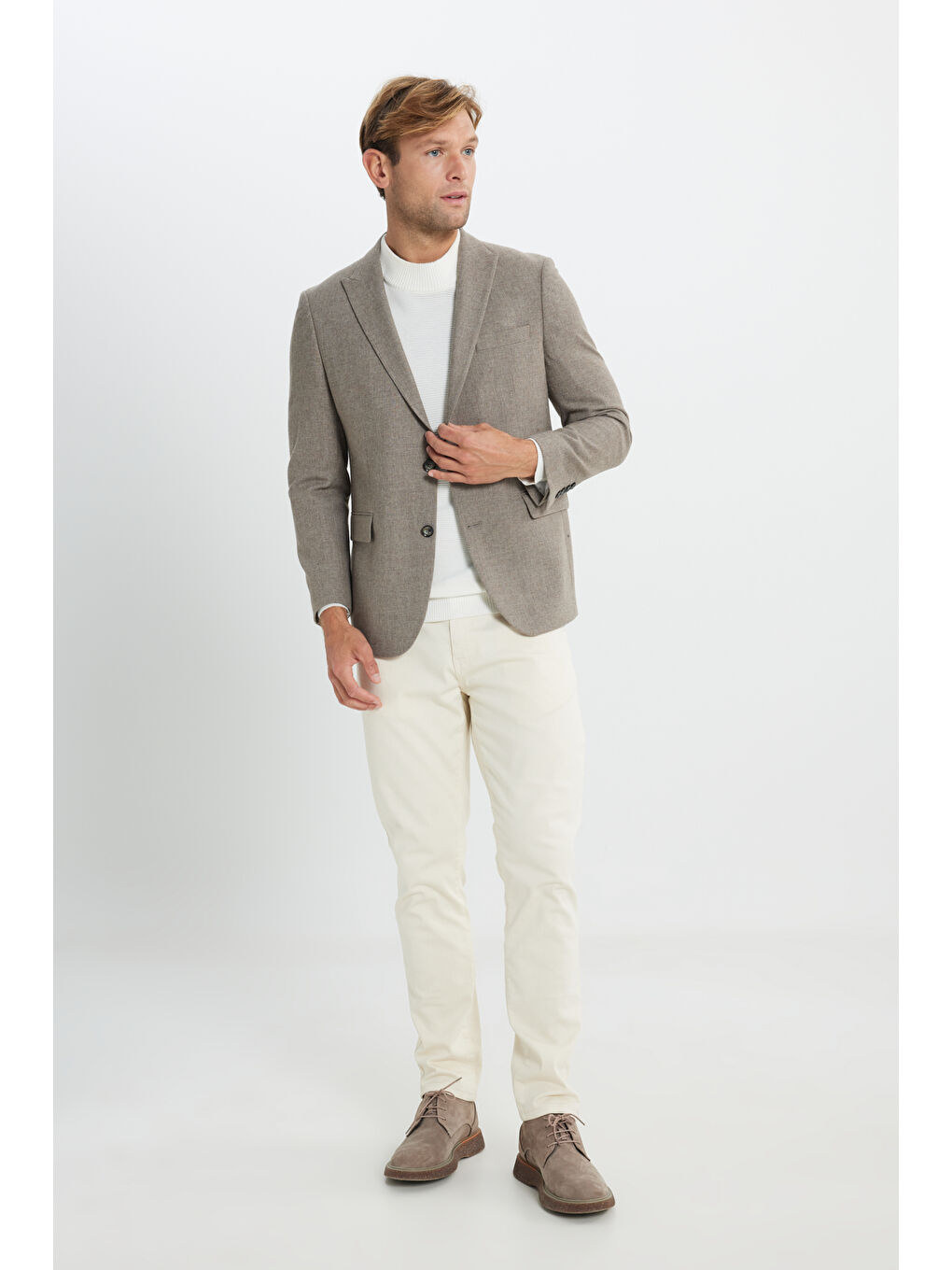 Bej Erkek Vizon Yünlü Regular Fit Normal Kesim Kırlangıç Yaka Kapak Cepli Ceket-5