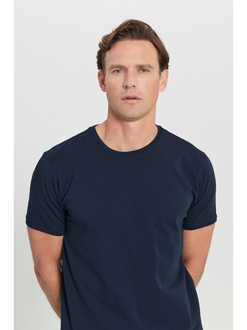 Erkek Lacivert 360 Derece Her Yöne Esneyen Slim Fit Bisiklet Yaka Tişört-3