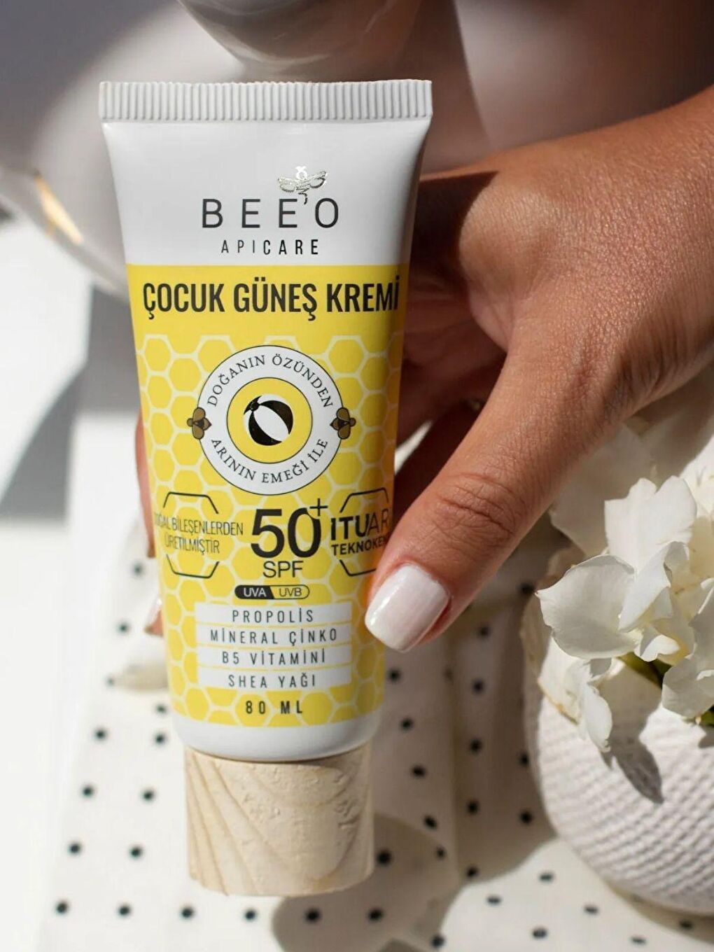 bee'o propolis Renksiz Propolisli Çocuk Güneş Kremi SPF 50+ 80 ml - 1