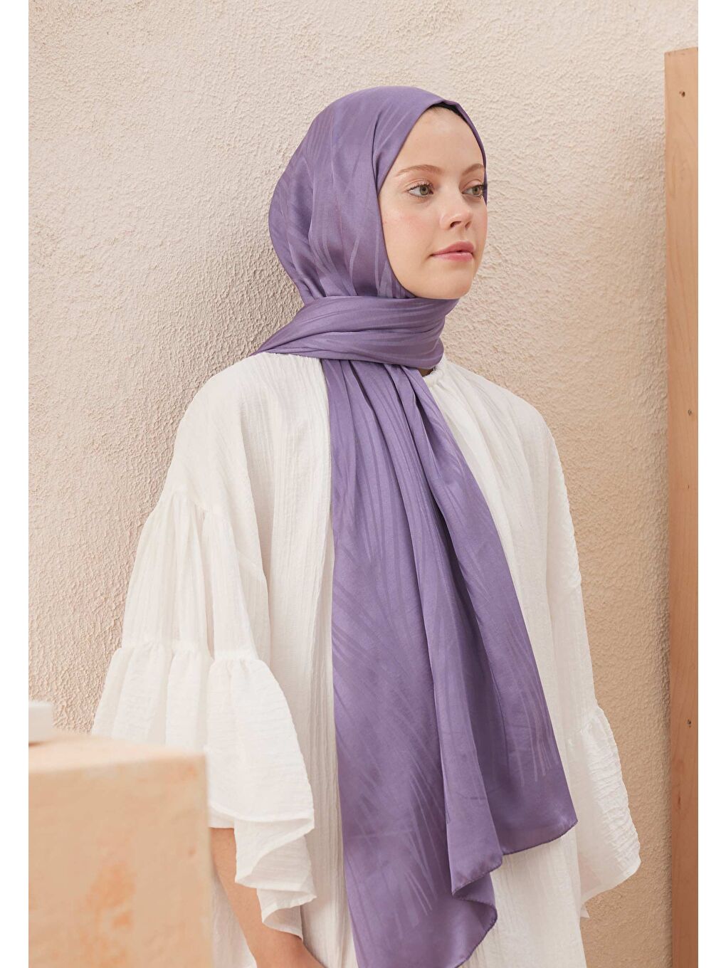 Lila Wave Jakarlı Şal Lavanta-1