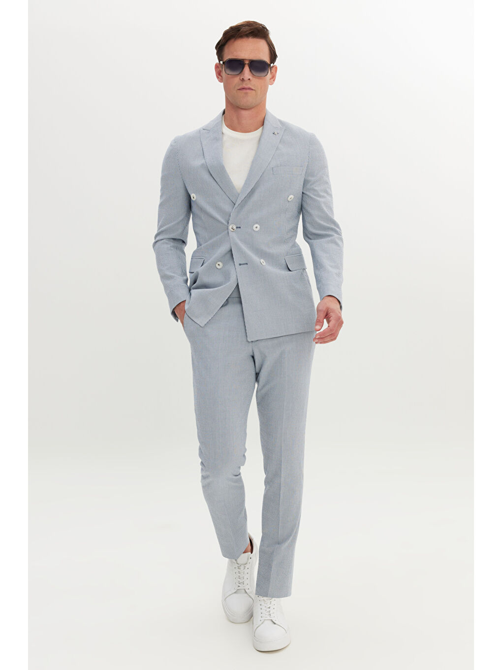 Erkek Lacivert-Beyaz Slim Fit Kırlangıç Yaka Gofre Desenli Kruvaze Takım Elbise-5