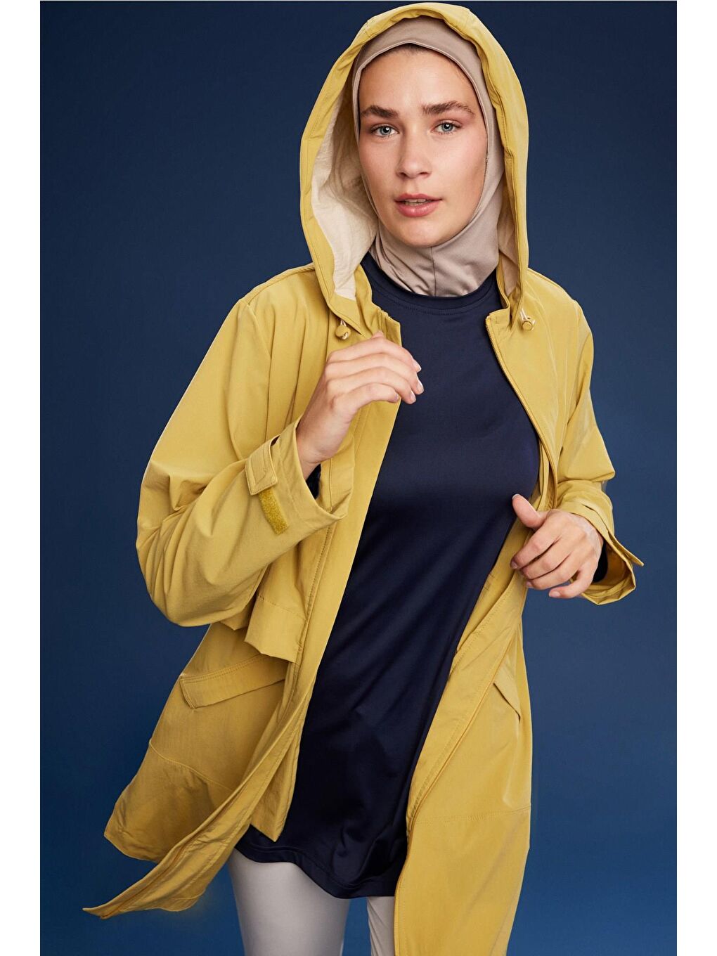 Active H-Per Fit Kapüşonlu Sarı Tesettür Yürüyüş Ceketi Act-42-2