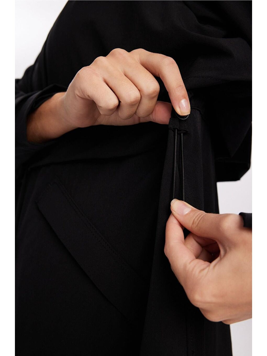 Active H-Per Fit Kapüşonlu Siyah Tesettür Yürüyüş Ceketi Act-42-5