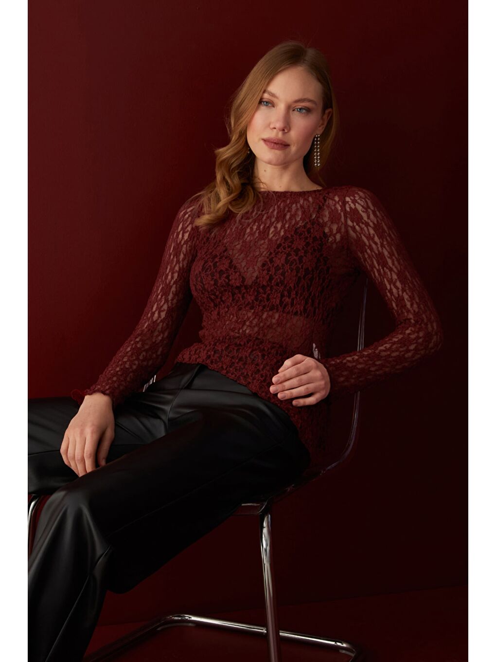Bordo Elastanlı Asimetrik Dantel Bluz