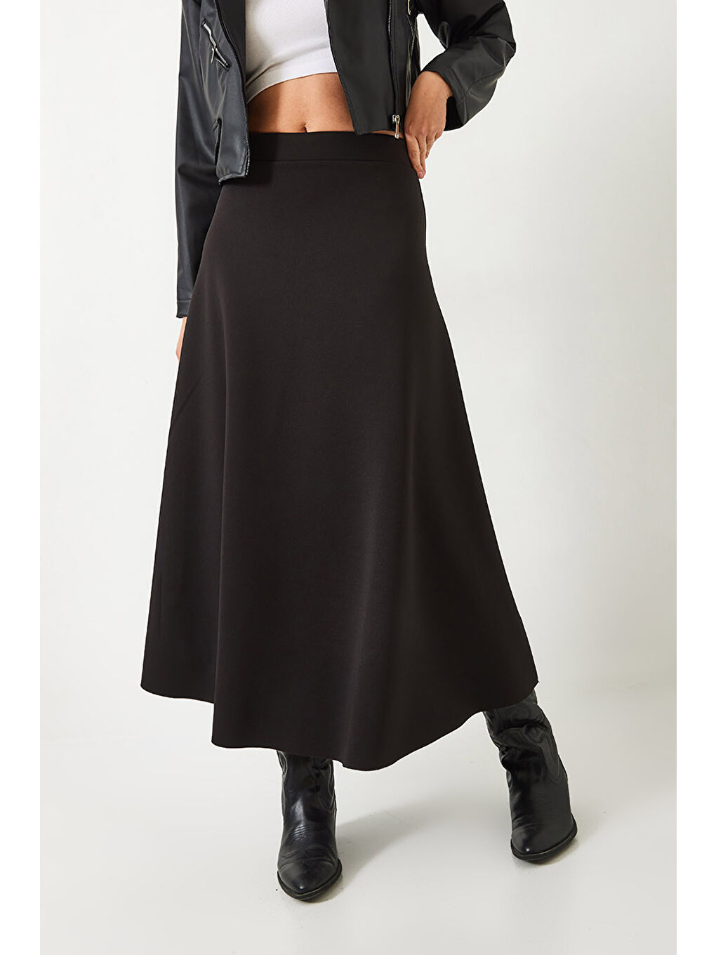 Siyah Kadın Scuba Kumaş Kloş Etek