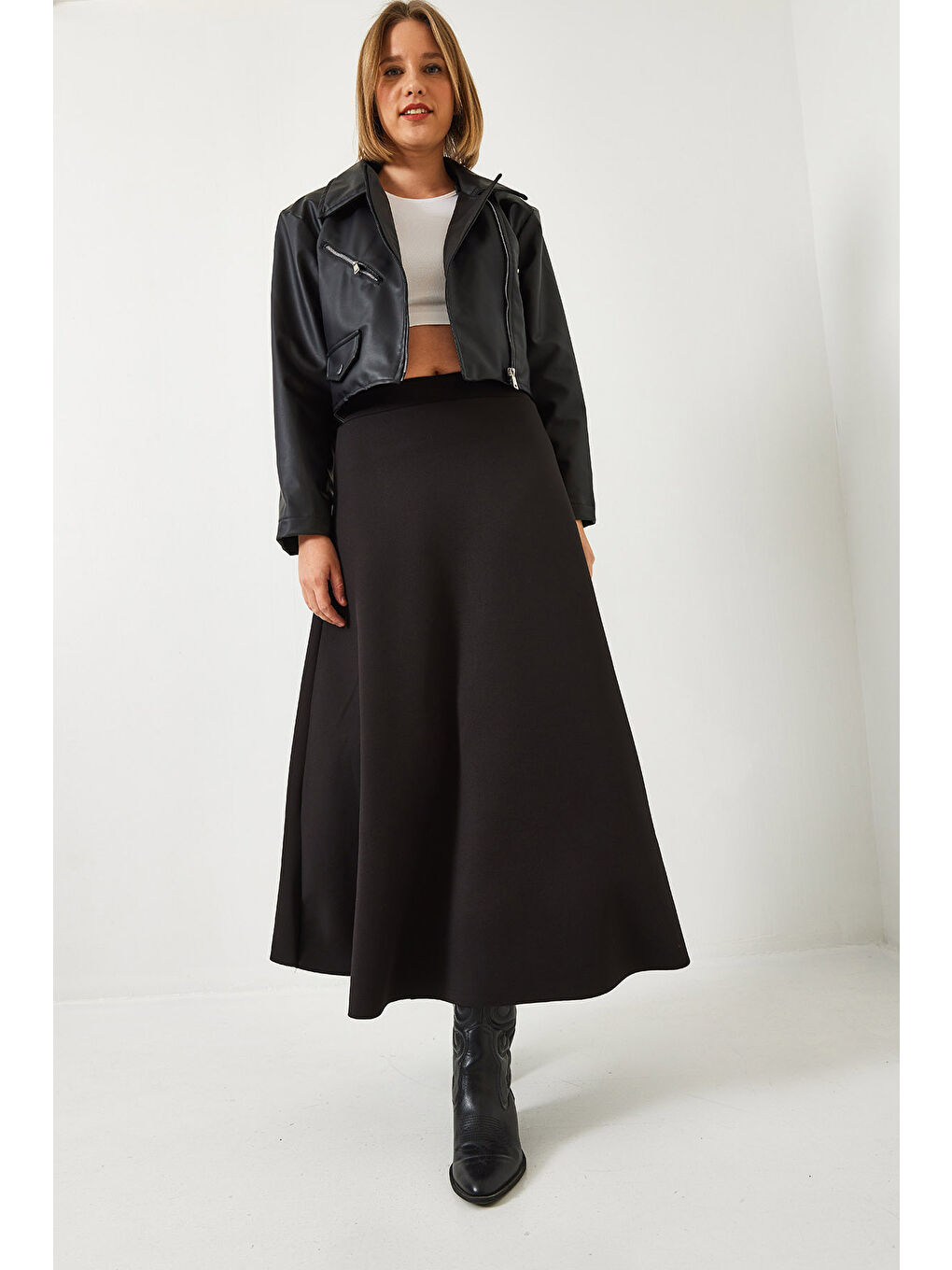 Siyah Kadın Scuba Kumaş Kloş Etek-1