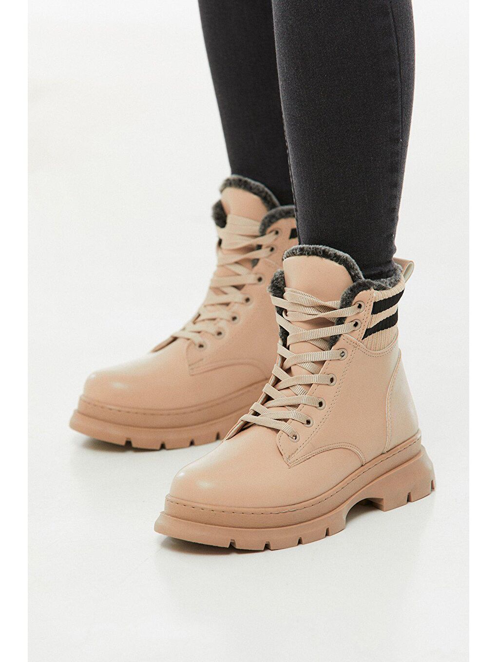 Bej Suni Deri Bağcıklı Bot