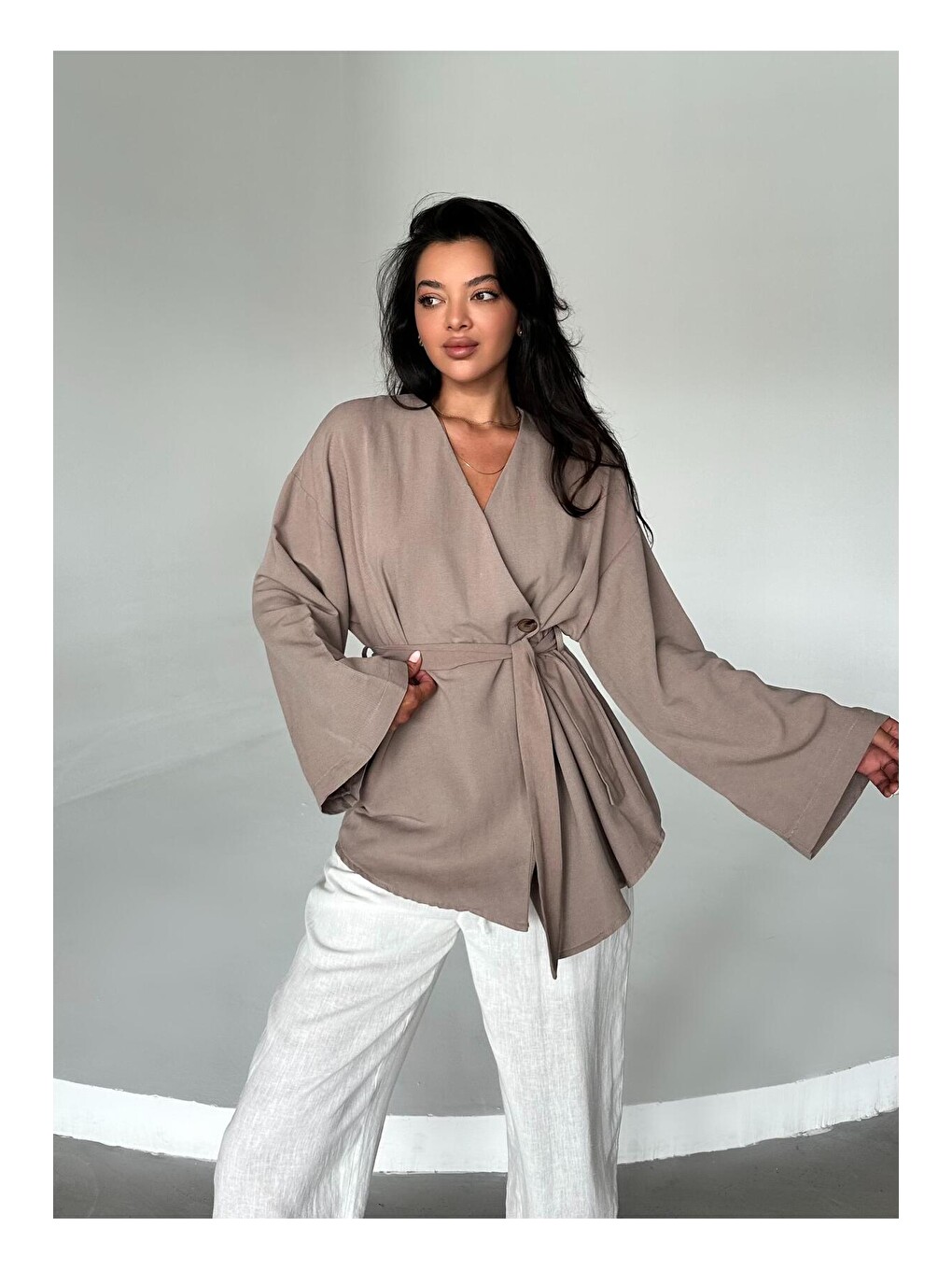 Kahverengi Sütlü Kahve Düğme Detaylı Kemerli Kimono - 005-1