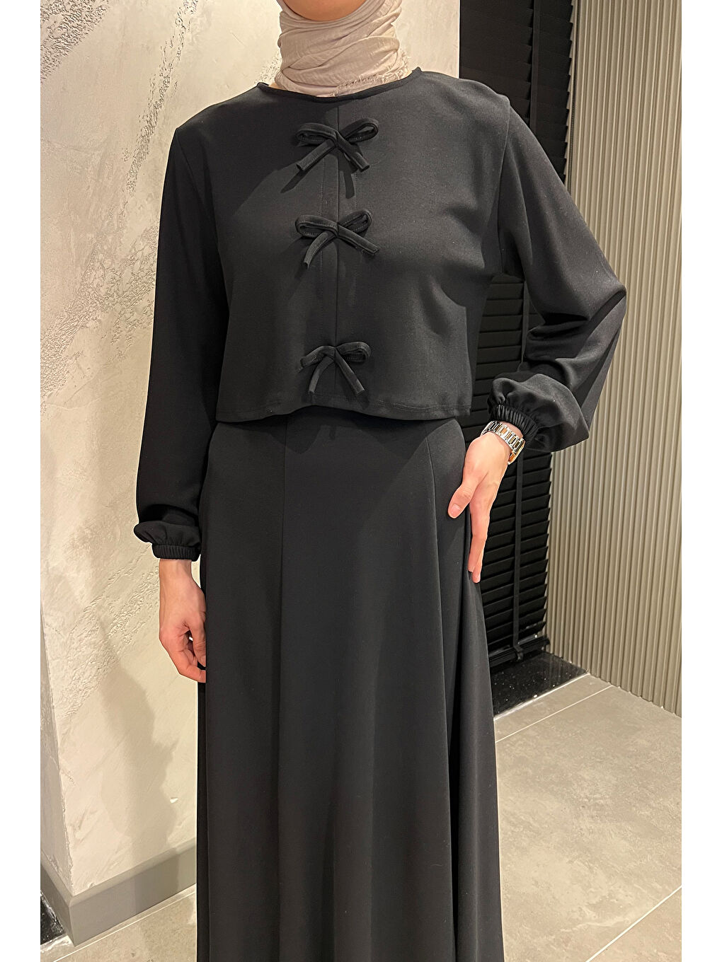 Siyah Kurdele Detaylı Etek Bluz Tesettür İkili Takım-4