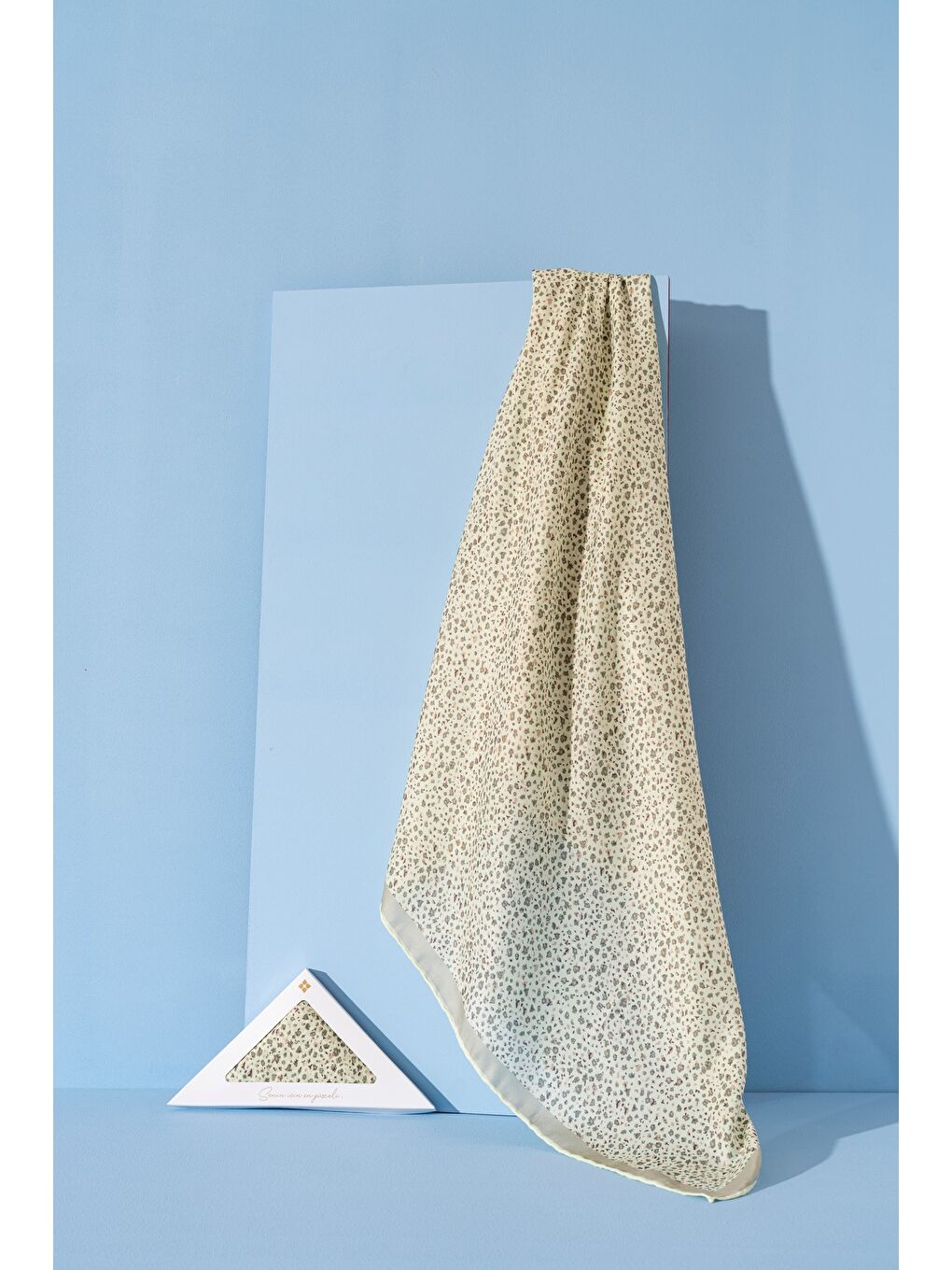 Yeşil Kadın Çakıl Desen Pamuksu Soft Eşarp