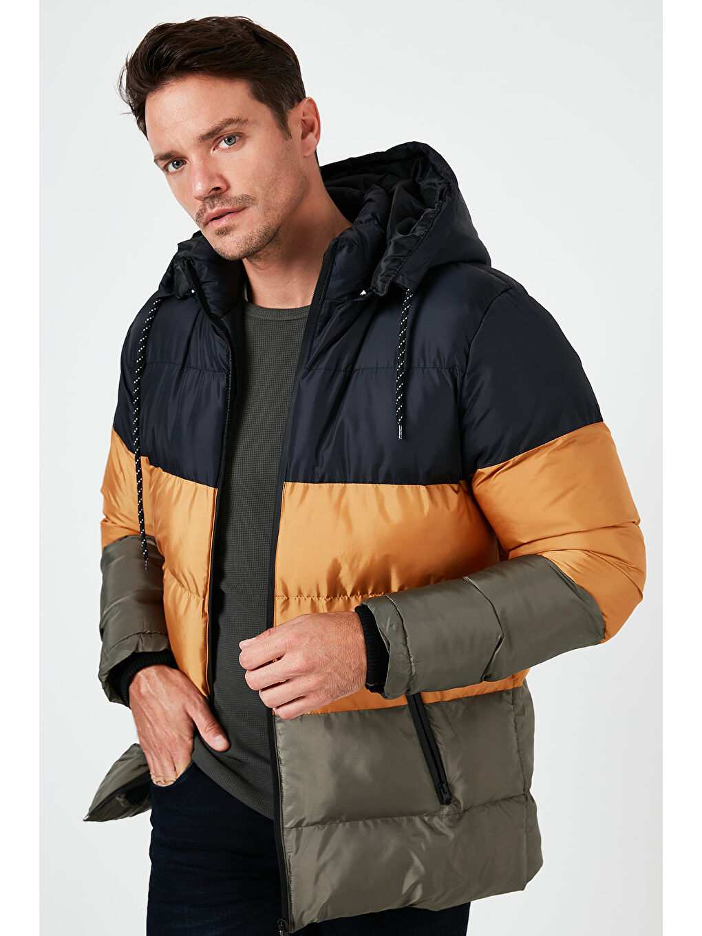 Mavi Slim Fit Çıkarılabilir Kapüşonlu Şişme Mont 5761090-1