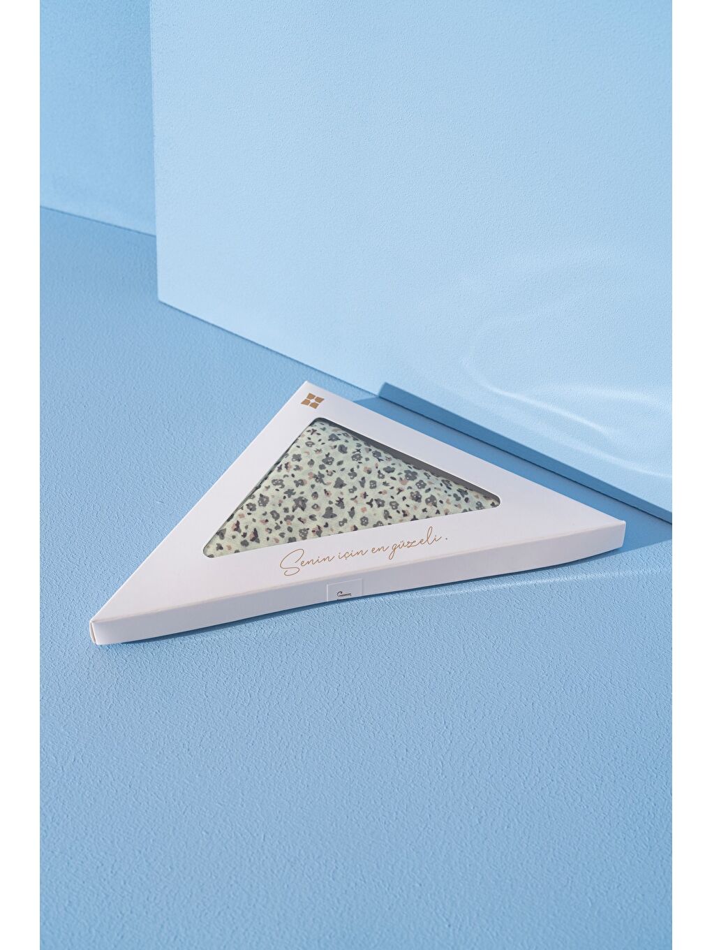 Yeşil Kadın Çakıl Desen Pamuksu Soft Eşarp-2