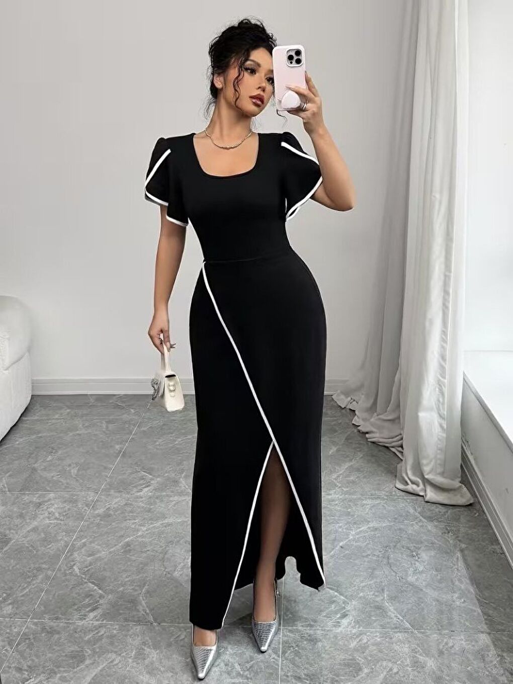 Siyah Kadın Kısa Kollu Kare Yakalı önden çapraz Kesim Detaylı Krep Elbise