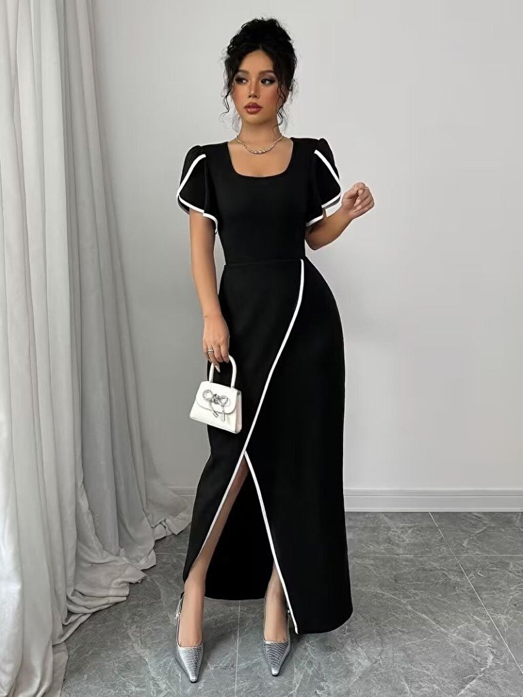 Siyah Kadın Kısa Kollu Kare Yakalı önden çapraz Kesim Detaylı Krep Elbise-2