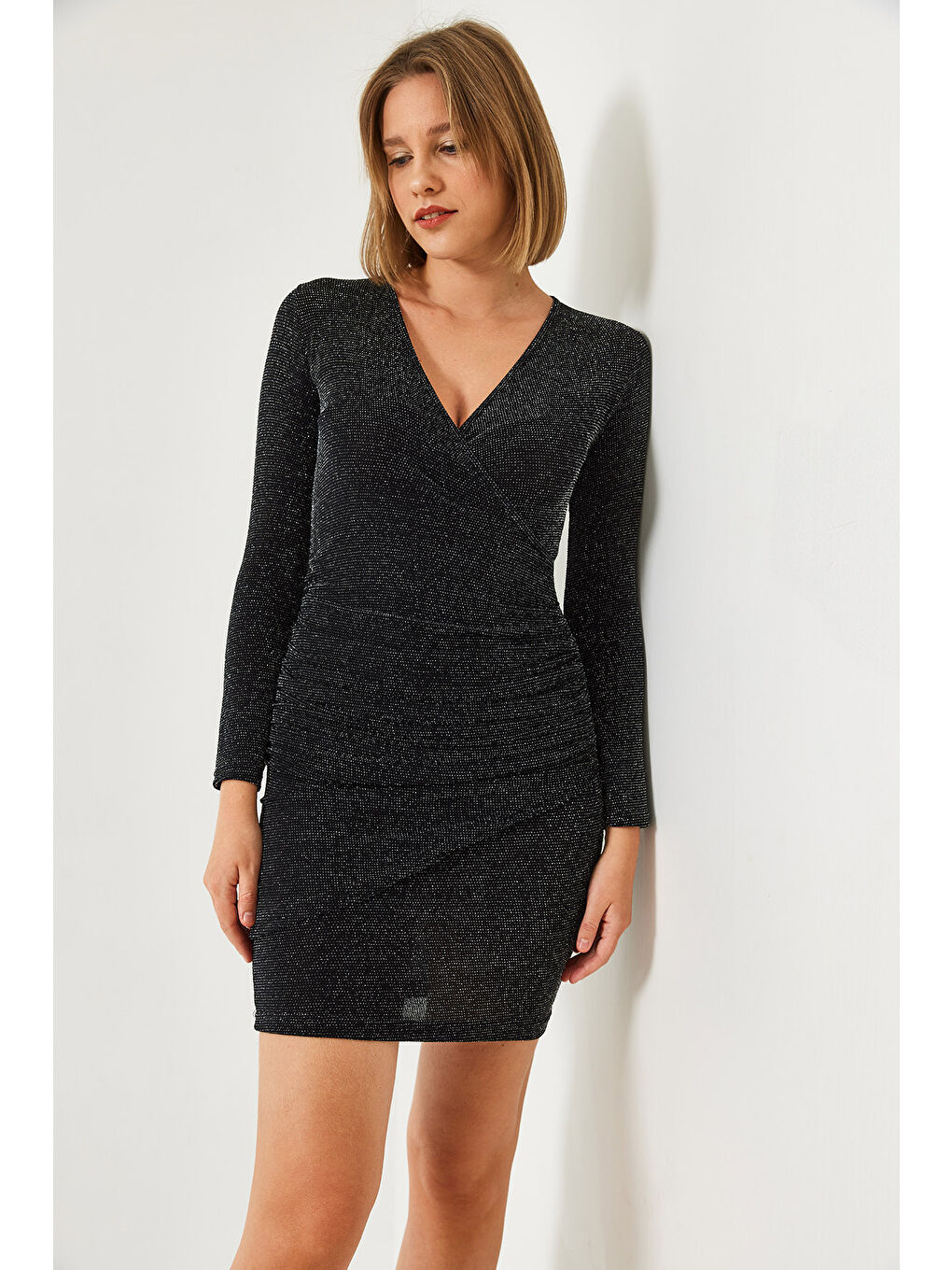 Siyah Kadın Kruvaze Yaka Simli Elbise-2