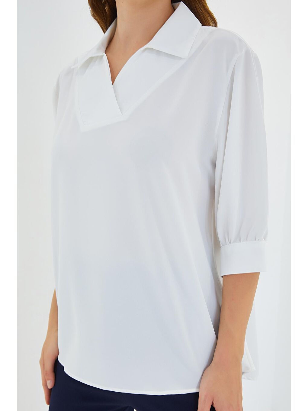 Kadın Beyaz Gömlek Yaka Saten Bluz 0493-3