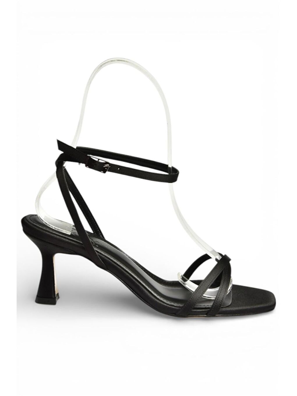 Siyah Kadın Topuklu Ayakkabı Y569522004-4