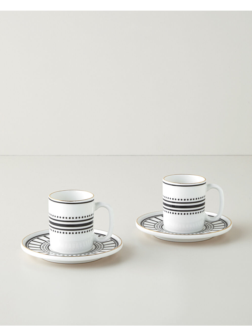 White Mirage Bone Porselen 4 Parça 2 Kişilik Kahve Fincan Takımı 90 ml Siyah-Beyaz-Gold