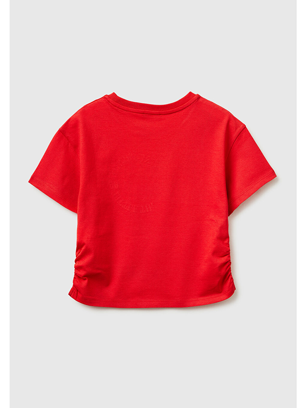 Kız Çocuk Kırmızı Yanları Büzgülü Detaylı Önü Baskılı ve İşlemeli T-Shirt-1