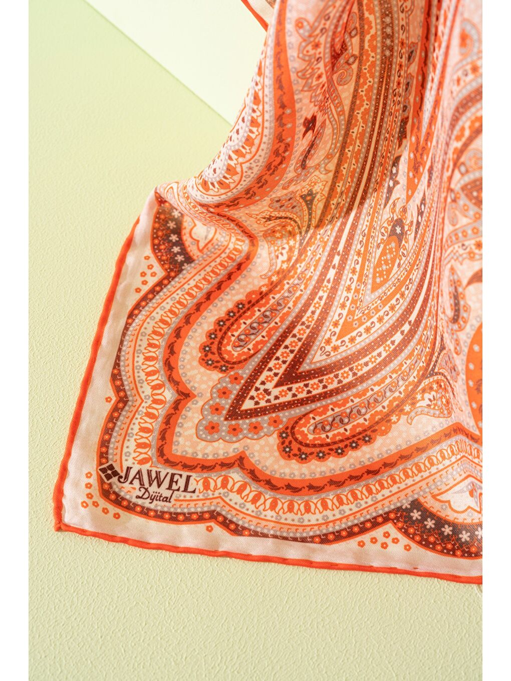 Turuncu Kadın Pamuksu Etnik Desenli Soft Eşarp-1