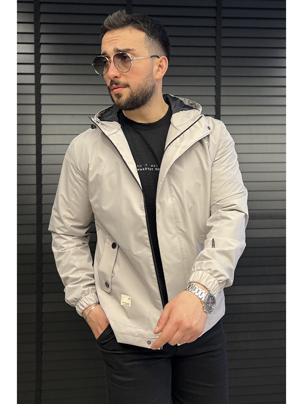 Bej Erkek Fermuarlı ve Çıtçıtlı Kapüşonlu Mevsimlik Mont-1