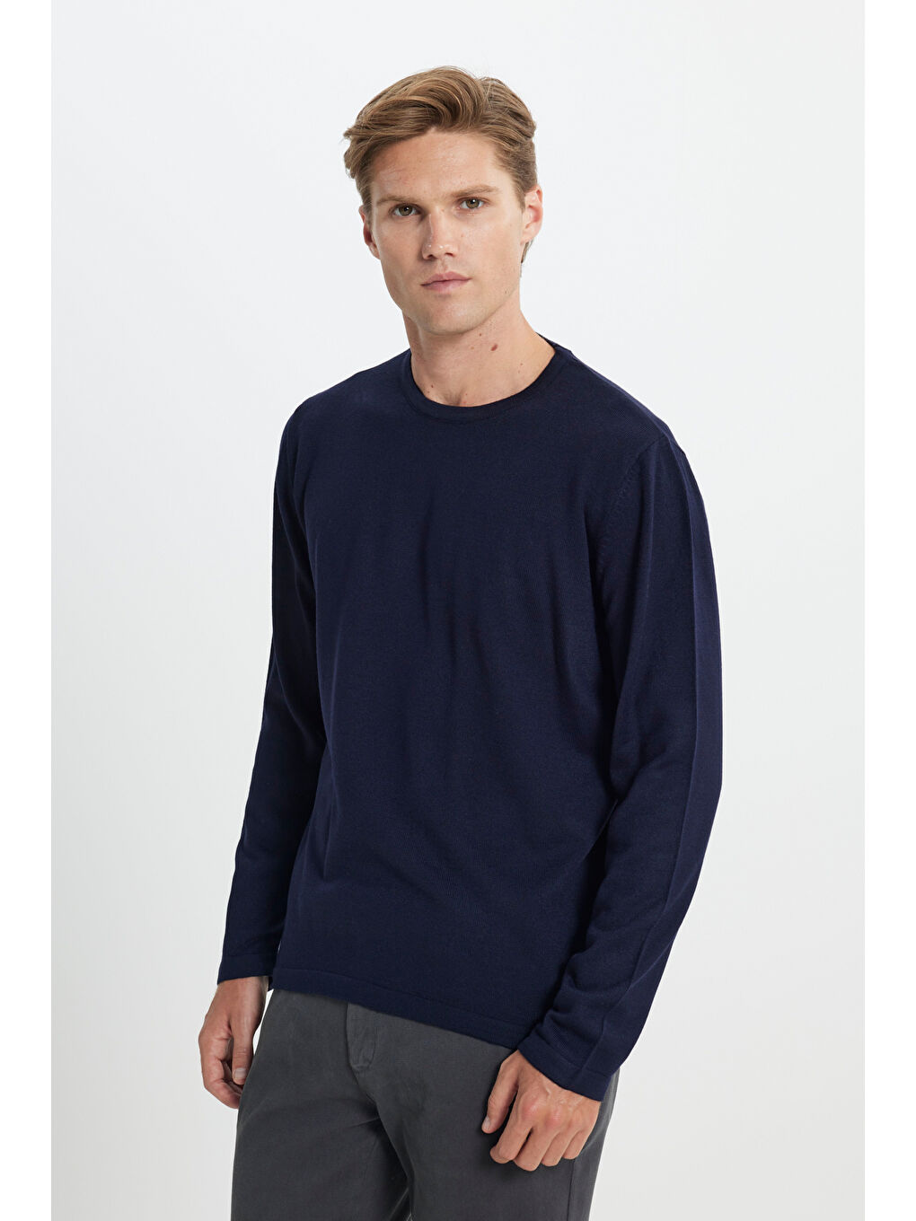 Erkek Lacivert Standart Fit Normal Kesim Bisiklet Yaka Triko Kazak-2