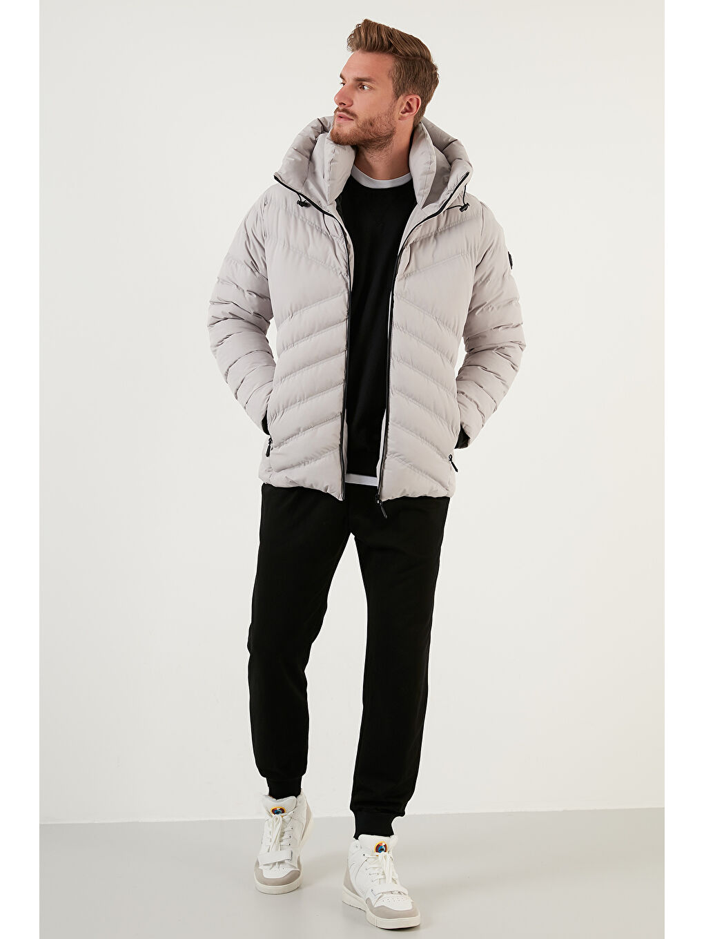 Bej Slim Fit Kapüşonlu Dik Yaka Cepli Kışlık Erkek Mont 6274909-3