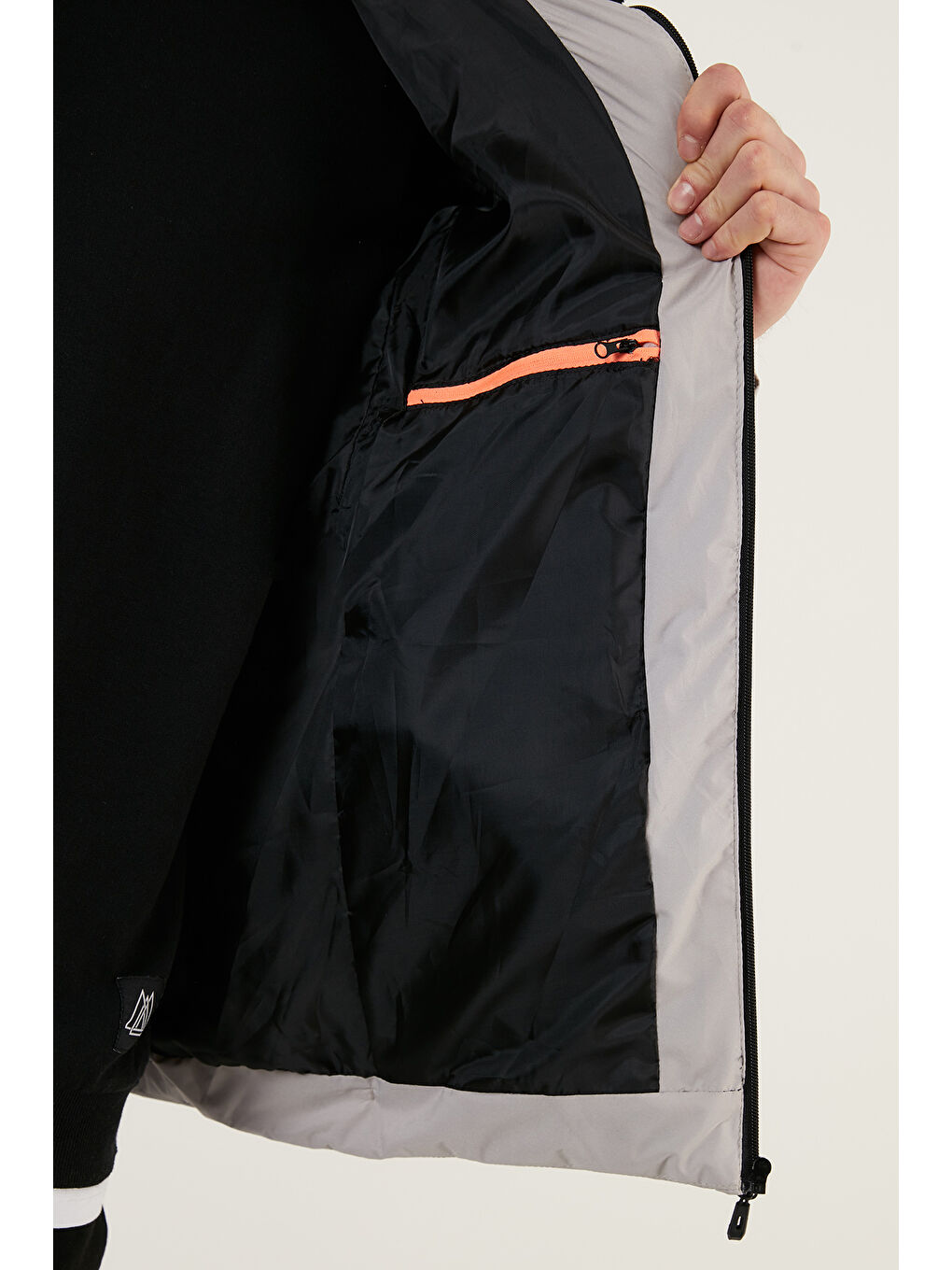 Bej Slim Fit Kapüşonlu Dik Yaka Cepli Kışlık Erkek Mont 6274909-5