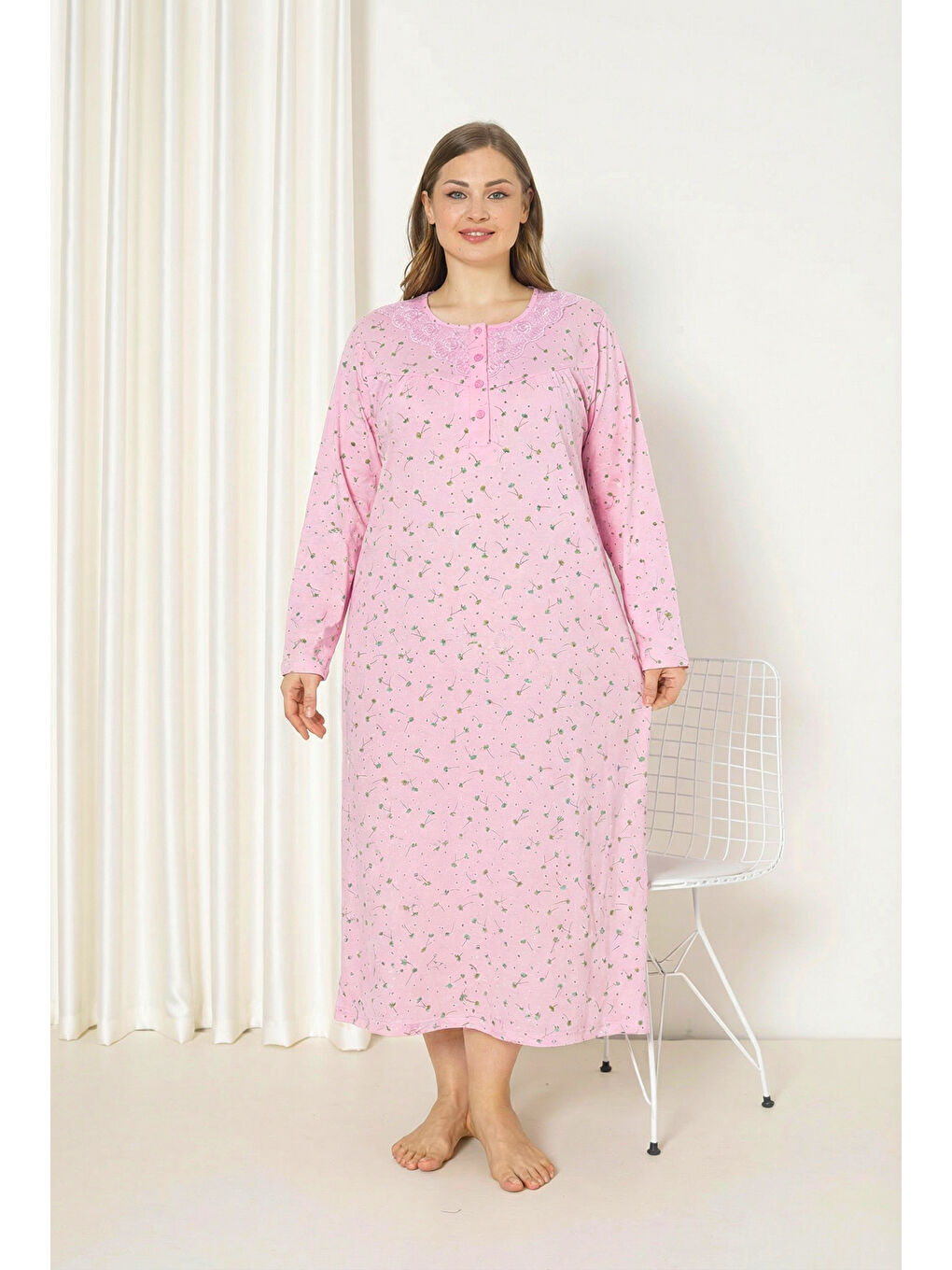 Pembe %100 Pamuklu Mevsimlik Kumaş Uzun Kollu Büyük Beden Anne Geceliği 585
