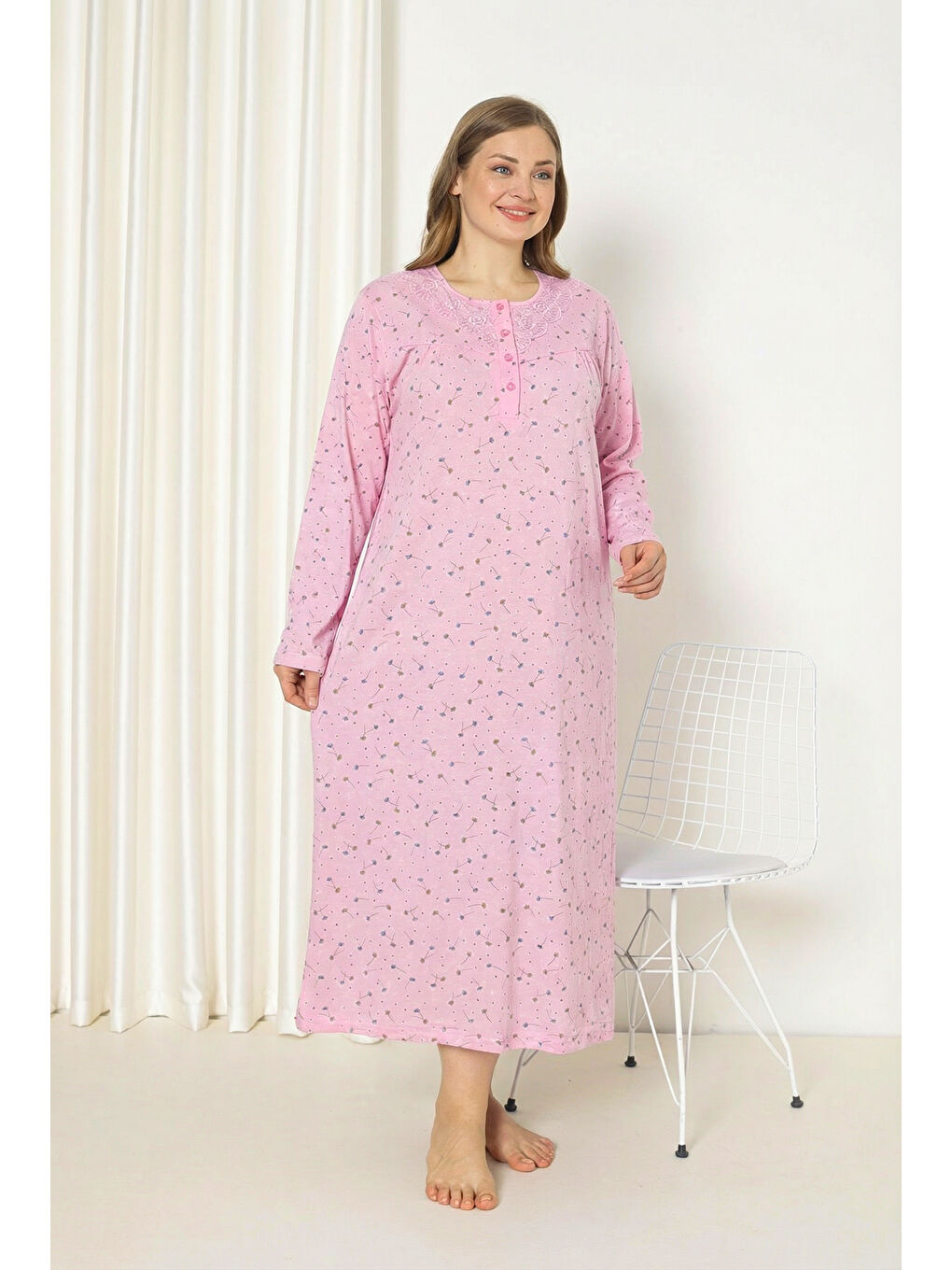 Pembe %100 Pamuklu Mevsimlik Kumaş Uzun Kollu Büyük Beden Anne Geceliği 585-1