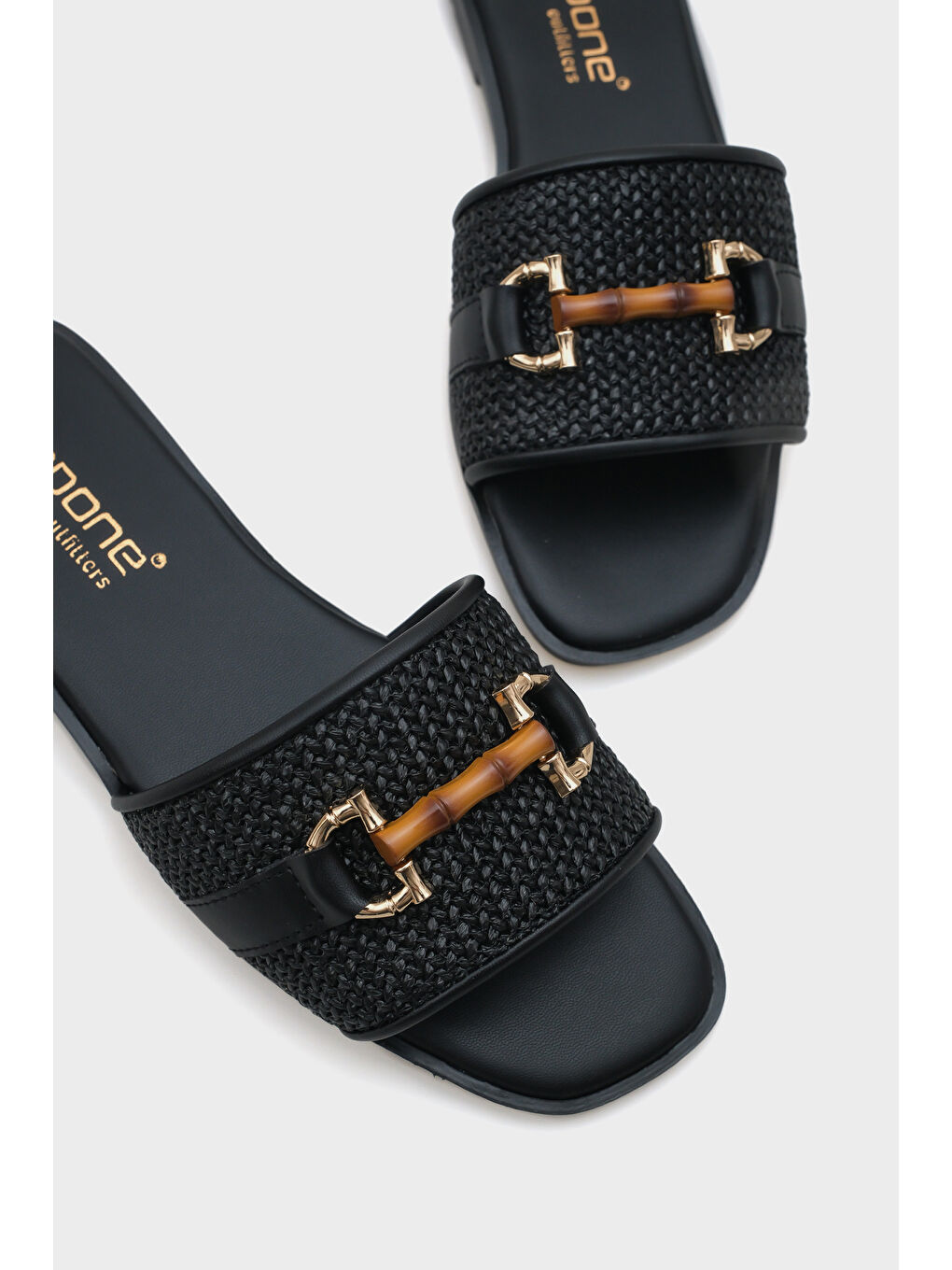 Siyah Laila Kadın Terlik-3