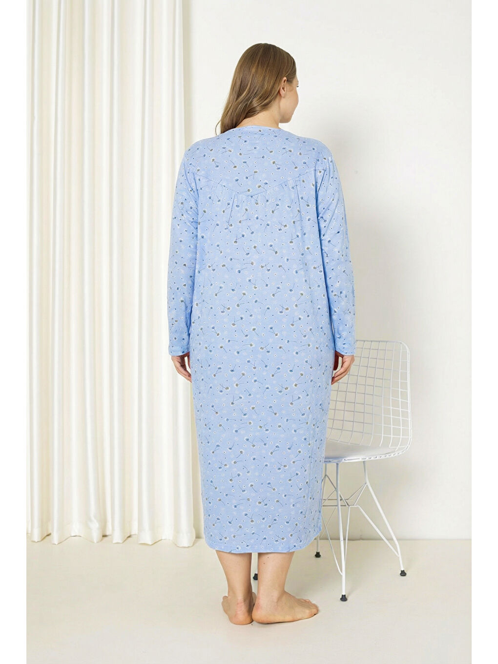 Mavi %100 Pamuklu Mevsimlik Kumaş Uzun Kollu Büyük Beden Anne Geceliği 585-4