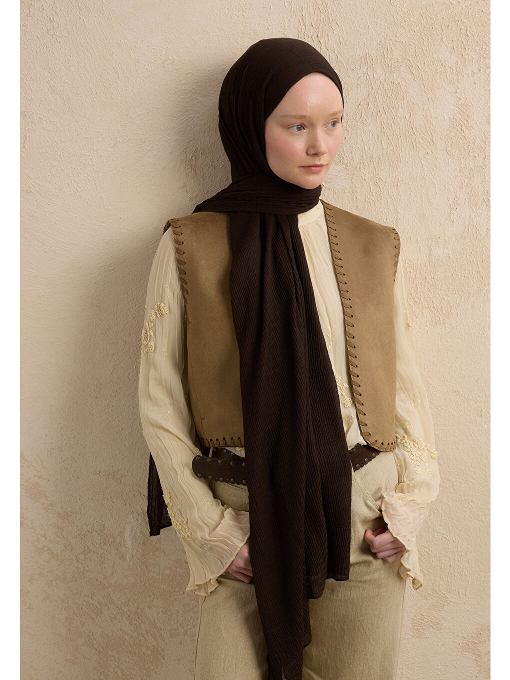 Kahverengi Modal Krinkıl Şal Bitter