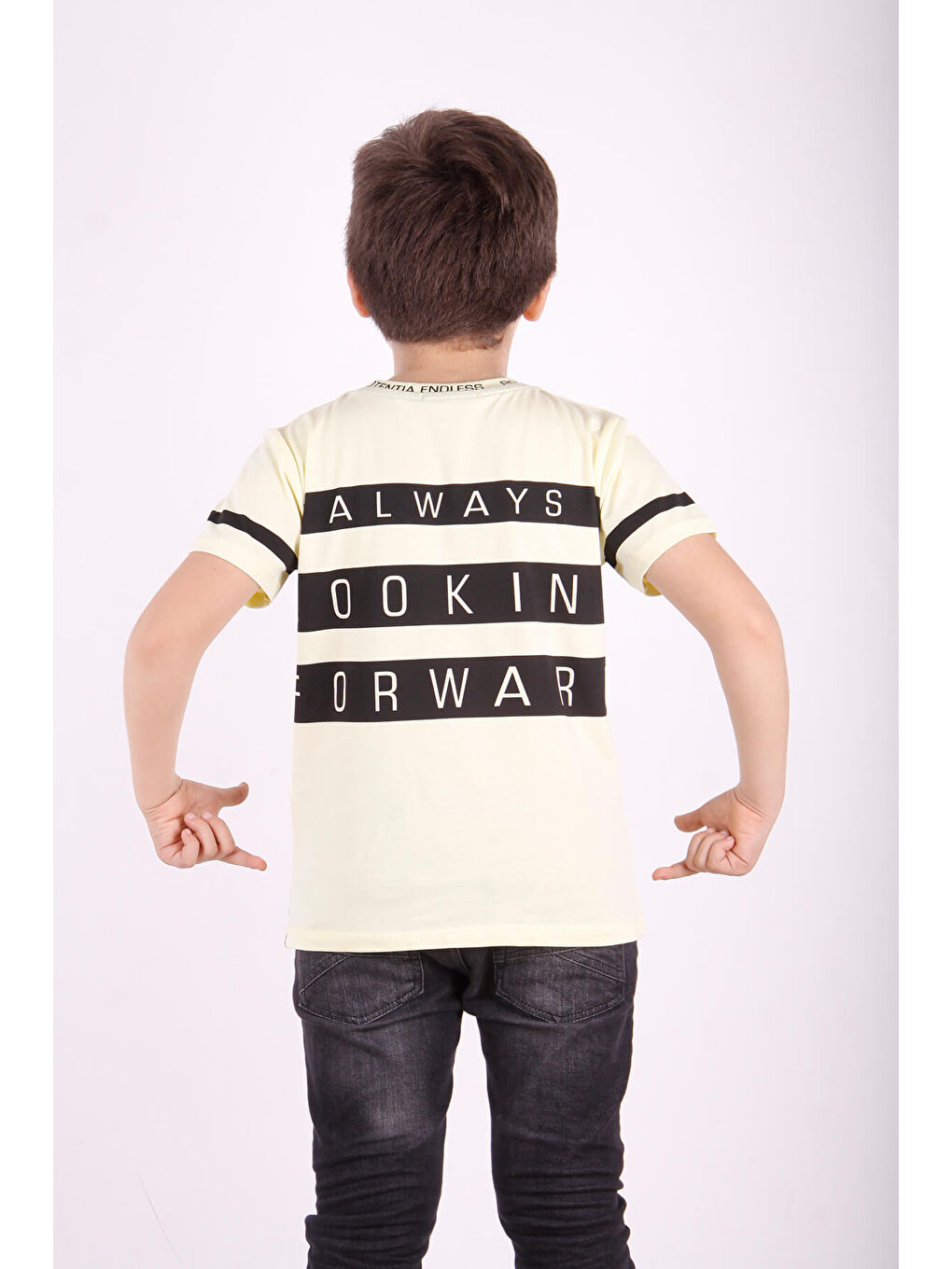 Sarı Erkek Çocuk Yaka ve Arkası Baskı Detaylı Tişört-3
