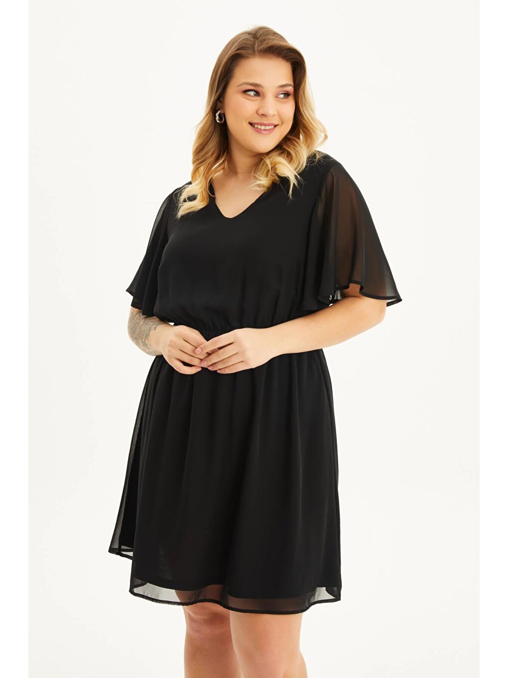 Siyah Astarlı Volanlı Şifon Elbise-2