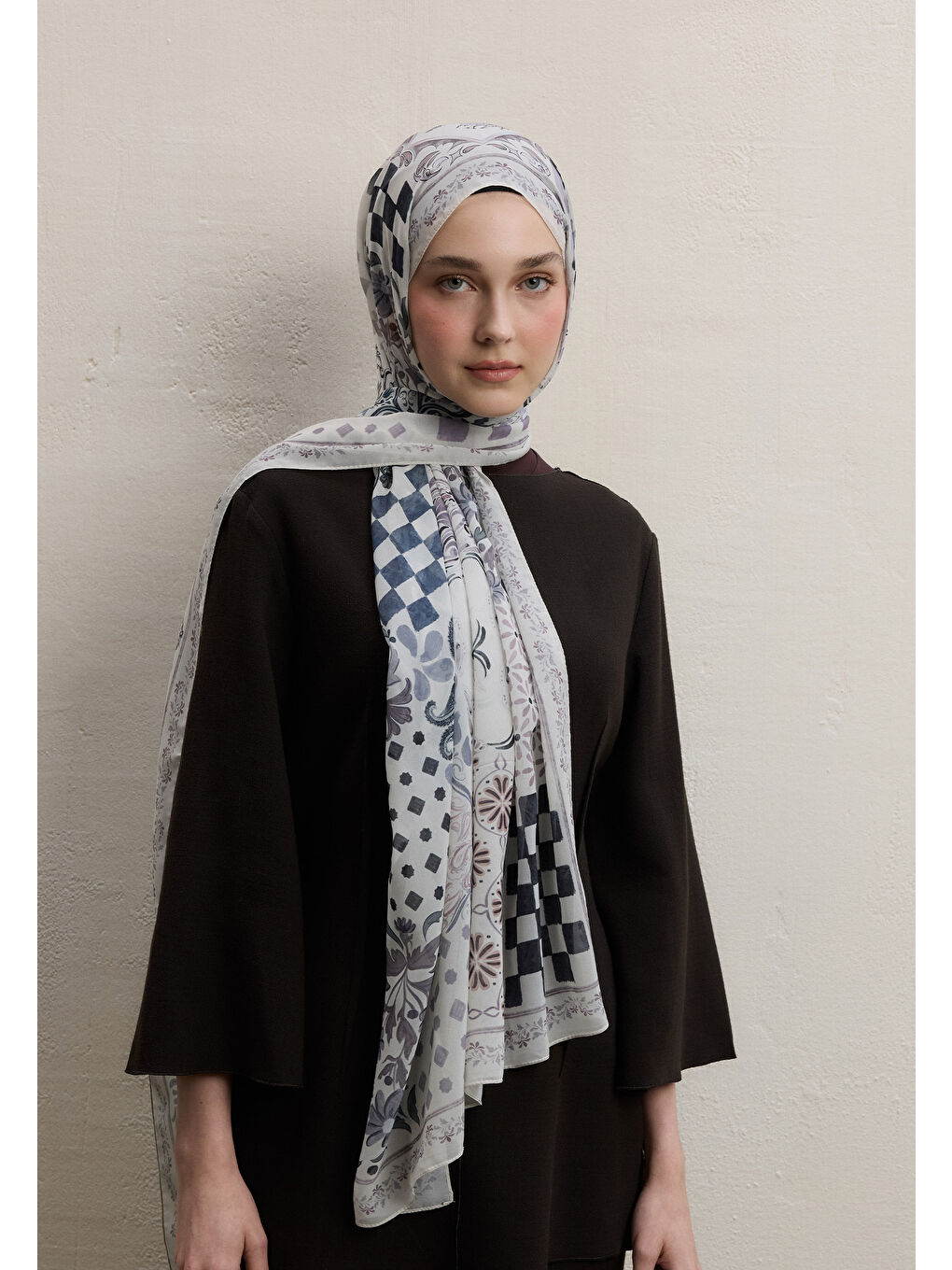 Bej Bella Desen İpek Krep Şal Taş-3