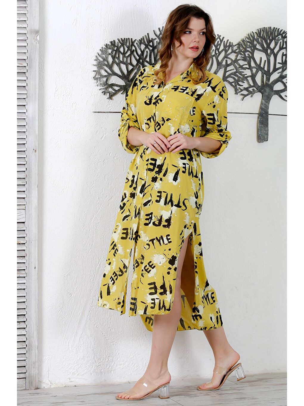 Sarı İtalyan Hardal Rengi Gömlek Yaka Düğmeli Uzun Kollu Çift Cepli Allover Baskılı Dokuma Elbise 130 65